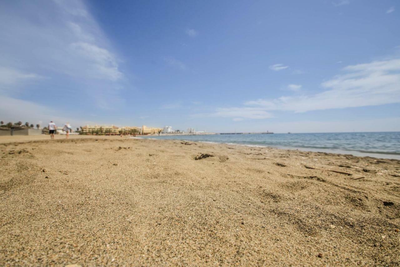 Fantanstico Apartamento Sobre El Mar ベナルマデナ エクステリア 写真