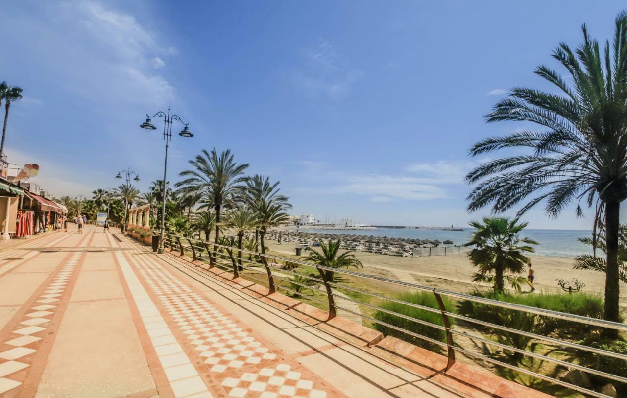 Fantanstico Apartamento Sobre El Mar ベナルマデナ エクステリア 写真