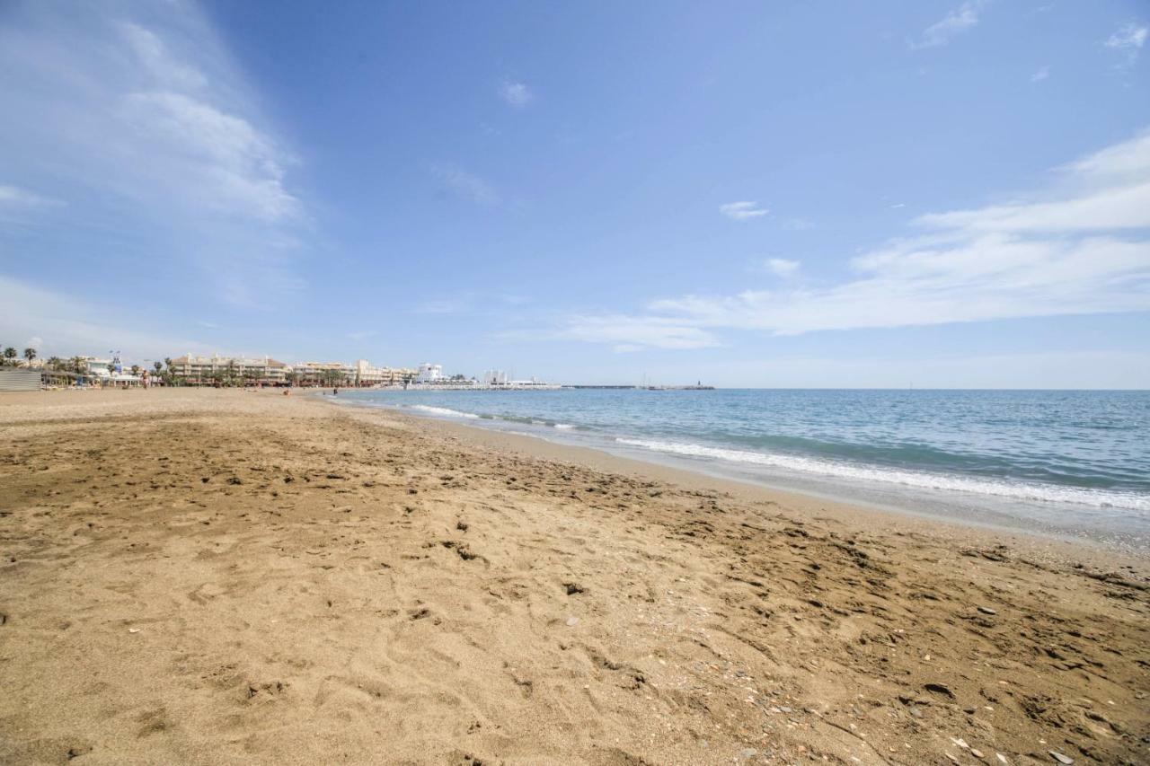 Fantanstico Apartamento Sobre El Mar ベナルマデナ エクステリア 写真