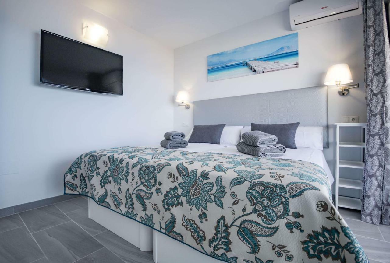 Fantanstico Apartamento Sobre El Mar ベナルマデナ エクステリア 写真