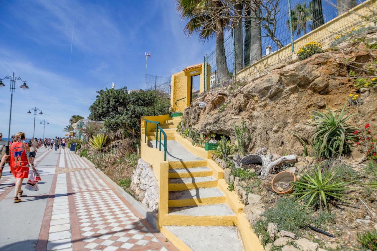 Fantanstico Apartamento Sobre El Mar ベナルマデナ エクステリア 写真