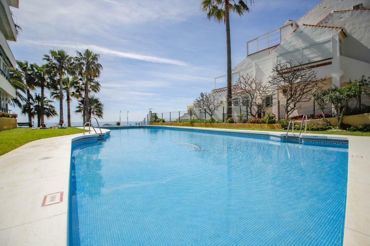 Fantanstico Apartamento Sobre El Mar ベナルマデナ エクステリア 写真